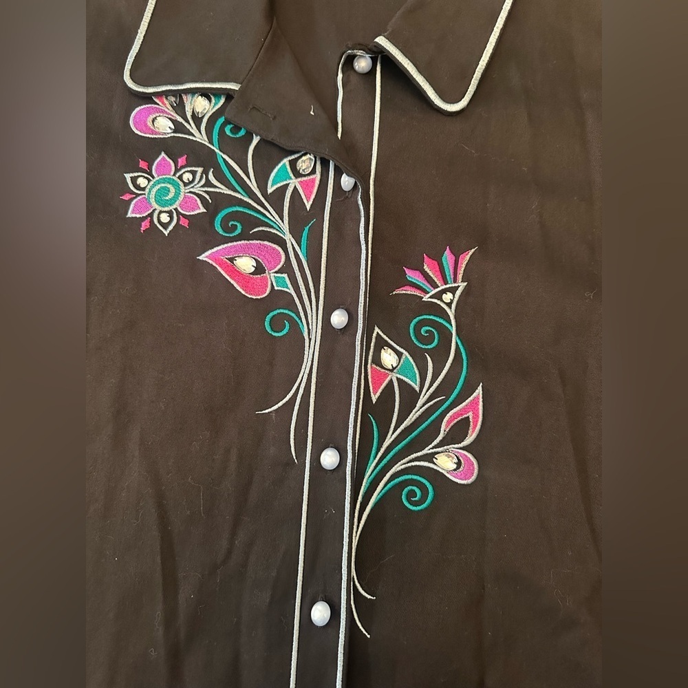 BOB MACKIE WEARABLE ART BLACK BUTTON-DOWN EMBROIDERED SHIRT - Size XL SKU:225 - Picture 2 of 10